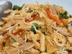 风生水起捞鸡-味妙顺德厨房(绿地缤纷城店)