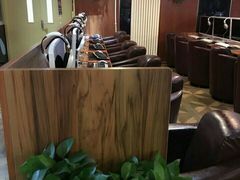 -鹏羽电竞馆(万盛东地铁站店)