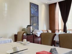 -老人和饭店(淮海中路店)