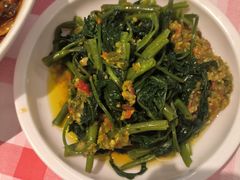 -洪霞餐馆·川菜·鲜货现炒(两江春城店)