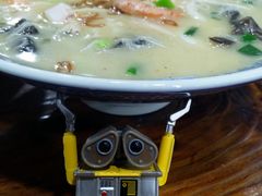 -亚忠小吃店(曾厝垵店)