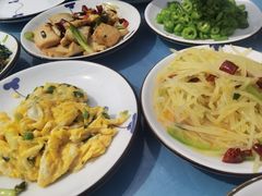 -秦扬居特色菜馆(上王村)