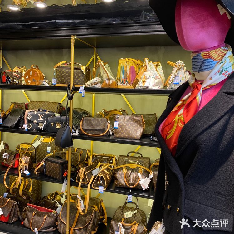 成都探店 最美小花中古店入驻西南啦👛
