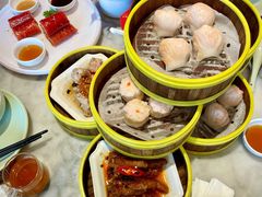 红米脆皮鲜虾肠-蝴蝶里·粤菜·点心(龙湖天街&滨江店)
