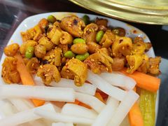 -牛一嘴·兰州牛肉面·大盘鸡(财富中心店)