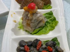皮皮虾蟹糊黄泥螺三拼-金米箩大酒店(五角场店)