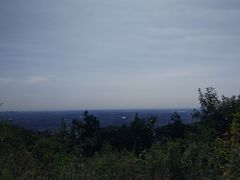 -鬼笑石后山停车场