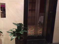 -御花园·粤菜·海鲜火锅(中山公园店)