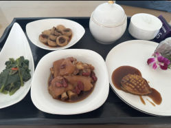 -爱陪伴尊享月子中心(国际店)