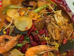-嗨辣小聚·盘锦河蟹·海鲜烧烤龙虾(盘锦十年好店)