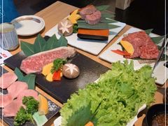 -炼火烤肉店