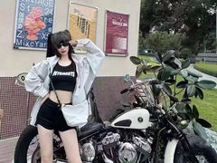 -枫叶小镇奥特莱斯