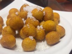 -老码头黑皮肘子锅包肉(赣水路店)