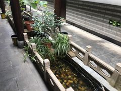 -唔呶喔哩酒家(生产街店)