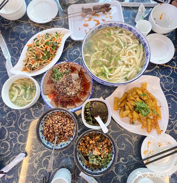 回辉登偰氏面片(东莲花美食街店)图片
