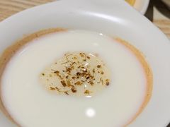 -叁煨蹄花·下饭盐帮菜(人民广场店)