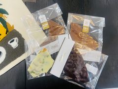 -Laderach 莱德拉(上海环贸iapm店)