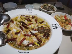 -渔语鱼酸菜鱼新川菜(来福士店)