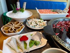 -映山红鲜货火锅(鱼嘴店)