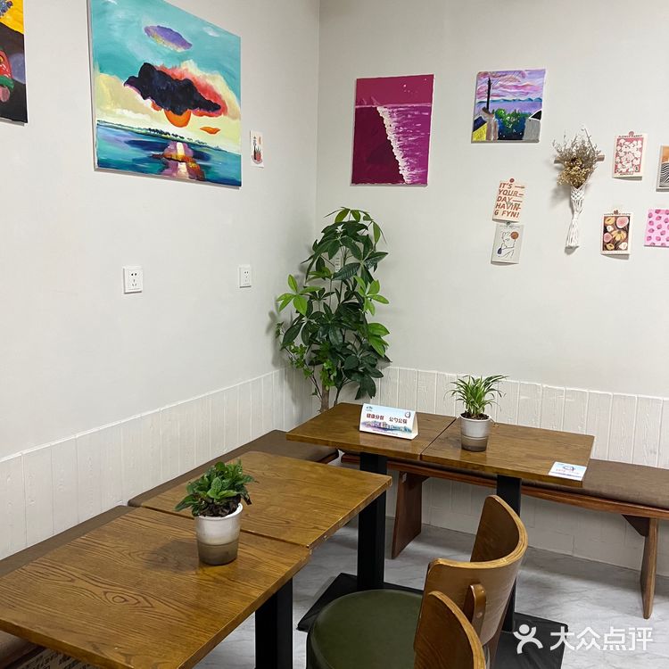 这家甜品店可以二刷