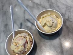 覆盆子白桃冰淇淋单球-哈根达斯(钟楼新店)