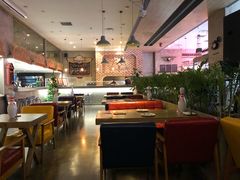 -HIGH FIVE哈福手工汉堡(桂林路店)