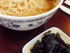 -朱鸿兴面馆(镇湖店)