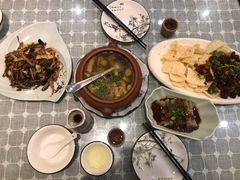 -小厨子私房菜·云南美食店