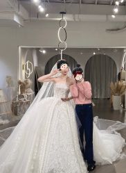 -艾米丽婚纱礼服