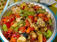 -佬麻雀·新湘菜(东方宝泰店)