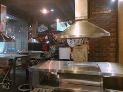 -马路牙子地桌烤肉(工体店)