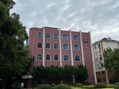 -上海外国语大学(虹口校区)