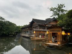 -绿茶餐厅(龙井船宴· 品牌总店)