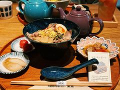 -啢啢茶寮(芳华横街店)