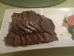 牛键-龙井壹号·茶缘山景宴(龙井村店)