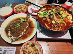 -老闵田螺馆·南昌市井菜·特色小吃(总店)