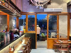 -8PINTS八品脱·日料·烧鸟·精酿小酒馆(莘庄店)