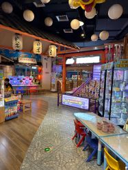 -卡通尼乐园(新达汇三林店)