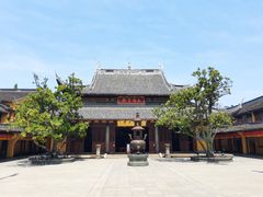 -龙华寺