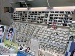 -诺柯视眼镜-蔡司依视路官方工厂店(淞南一店)