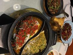 -阿瓦山寨·湘菜现炒·剁椒鱼头王(咸阳总店)
