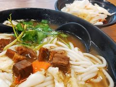 -鑫花溪牛肉米粉(凤凰街创始总店)