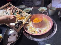 -菌自由丨野生菌火锅特色庭院餐厅(丽江古城店)