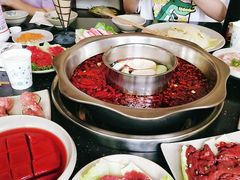 -茅草房·河畔园林火锅