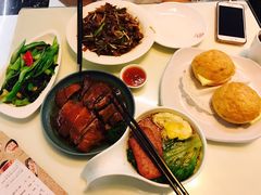 -新大咀港式茶餐厅(宝山万达店)