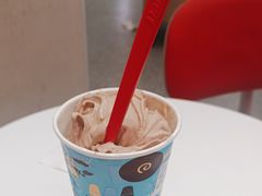 巧克力扁桃仁-DQ·蛋糕·冰淇淋(南开大悦城2F店)