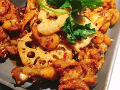 馋嘴香锅牛蛙-佬肥猫(国华广场店)