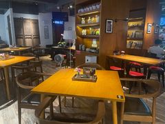 -JINNS锦时 steak&pizza(浸信会礼拜堂旧址店)