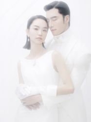 -至臻微拉婚纱摄影