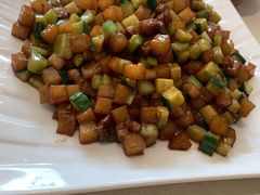 五花肉炒三丁-巢香扣肉馆